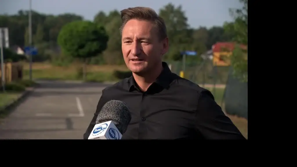 Marszałek o problemach z zatankowaniem karetek