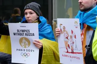 Protest przeciwko dopuszczeniu rosyjskich i białoruskich sportowców do udziału w igrzyskach olimpijskich. Bruksela, 29 marca 2023 roku
