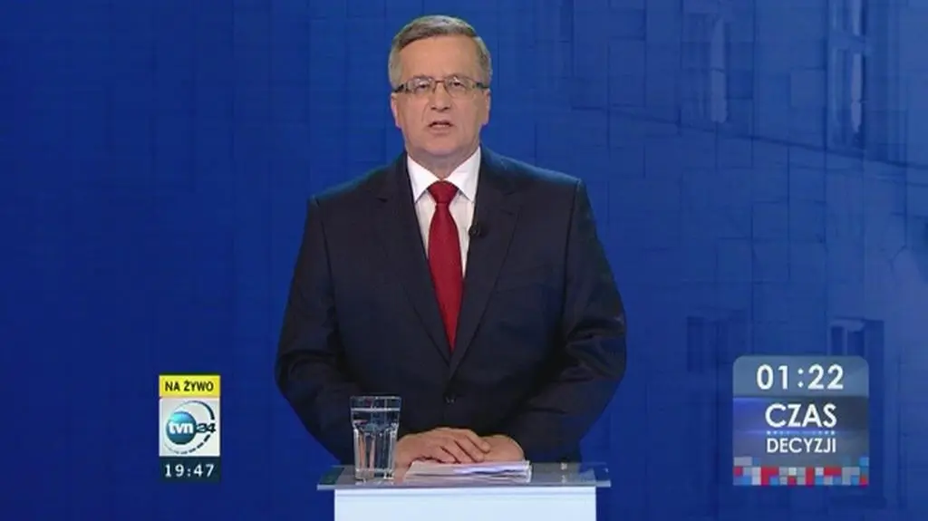 Komorowski o Smoleńsku: można albo siać zamieszanie i wątpliwości albo wszystko wyjaśnić