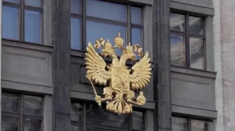 Strzały, podpalenia, protesty. Nie wszyscy chcą się dać zmobilizować