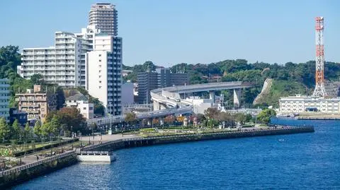 Yokosuka Japonia shutterstock_2077665910