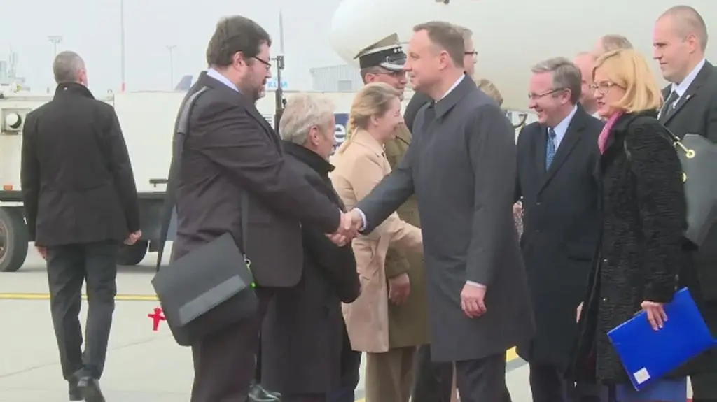 Andrzej Duda przyleciał do Budapesztu