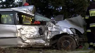 Samochód został zmiażdżony