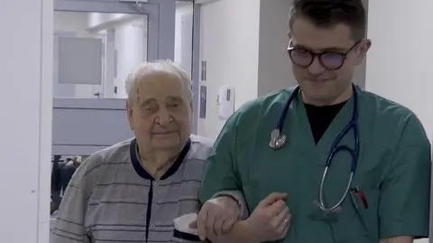 100-letni Józef Pułecki po udanym wszczepieniu rozrusznika serca