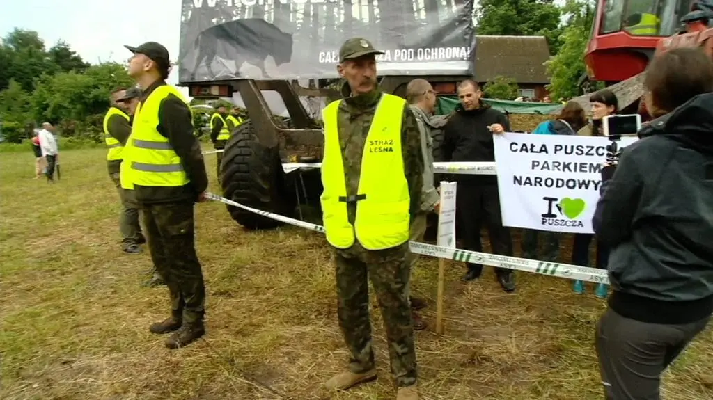 Straż leśna zjawiła się na miejscu protestu ekologów