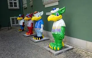 Gryfusy pod Urzędem Miasta w Szczecinie