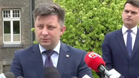 "Część osób będzie miała przesunięty termin szczepienia". Opóźniona dostawa od AstraZeneki