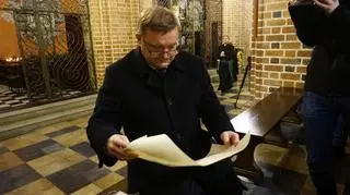 Profesor Szczepan Cofta jest dyrektorem szpitala tymczasowego na MTP w Poznaniu