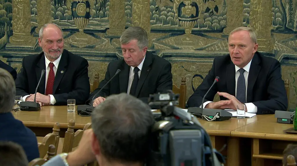 Macierewicz: bardzo boicie się prawdy