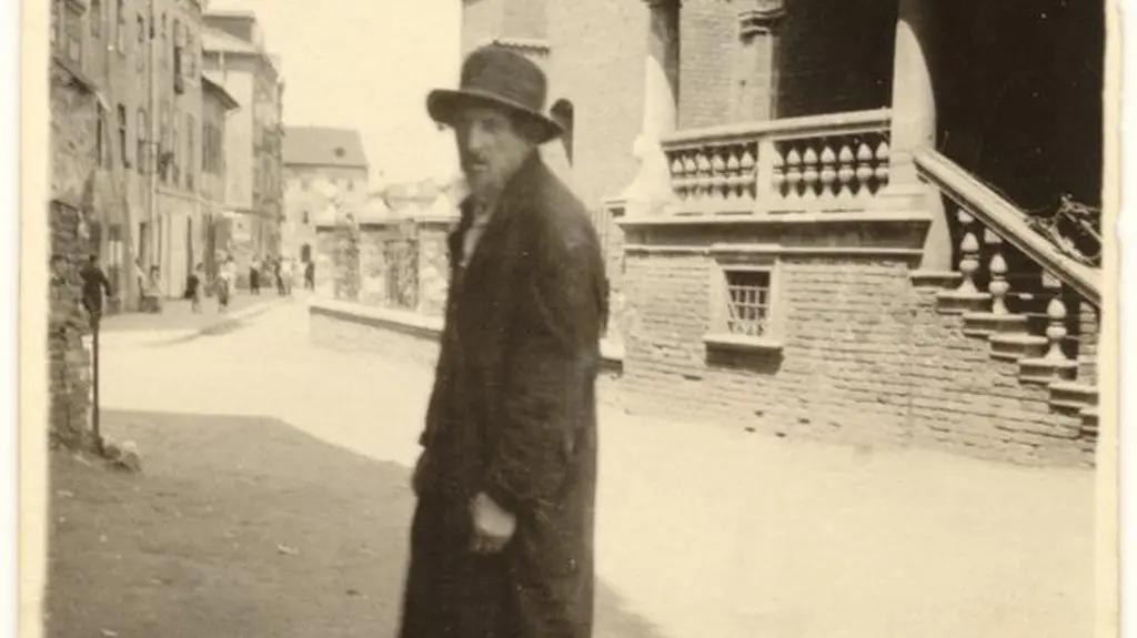 Krakowski Żyd na archiwalnej fotografii