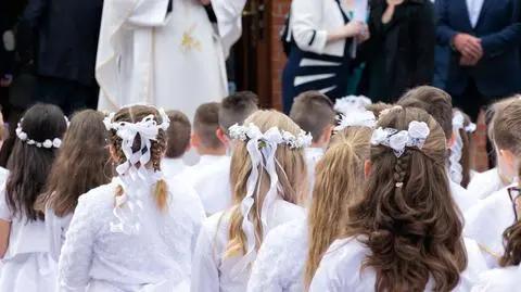 Podatek od prezentów z okazji pierwszej komunii. Kiedy trzeba go zapłacić?