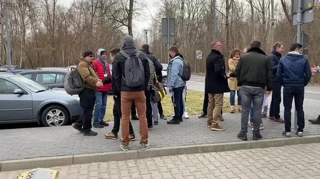 Kontrolerzy ruchu lotniczego odchodzą z pracy w PAŻP