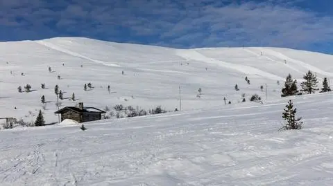 Lawina zeszła w Laponii. Nie żyje matka, trwają poszukiwania dziecka