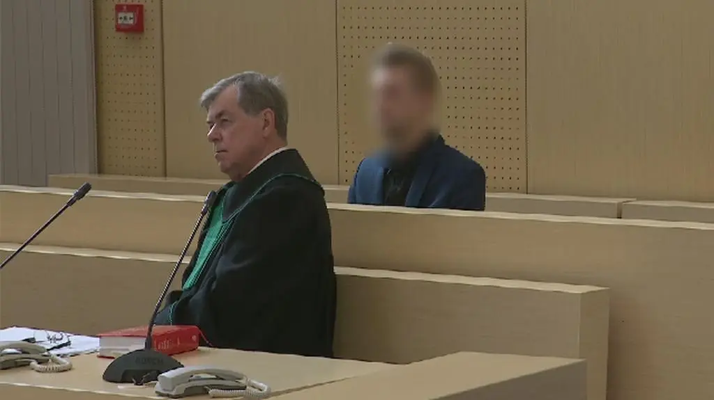 Przesłuchiwał Adama Z. Odniosłem wrażenie że wie coś więcej