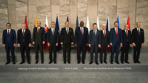 Szef Pentagonu Lloyd Austin spotkał się w Brukseli z ministrami obrony państw Bukaresztańskiej Dziewiątki (B9) 