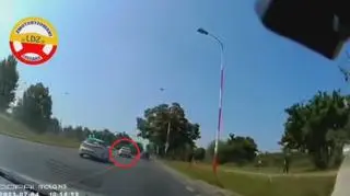 Policjanci poszukują kierowcy białego BMW