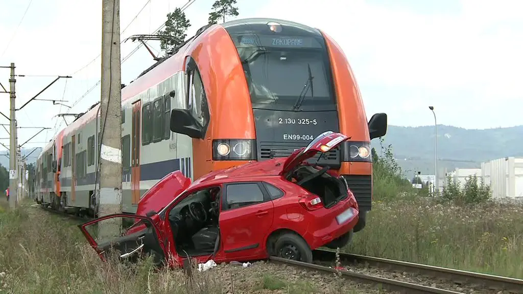 Zabrakło jej pół metra. Zdawała egzamin na prawo jazdy uderzył w nią pociąg