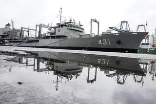 Irańki okręt Chark