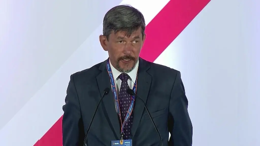 Mazowiecki: Każda inna formacja może tylko zniszczyć ten kraj