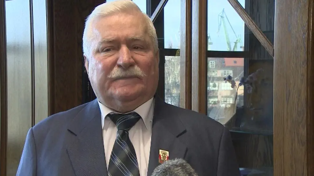 Wałęsa: potrzebne jest referendum