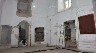 Budynek dawnej cerkwi odsłania kolejne tajemnice. "To jest właśnie cały urok zabytków"