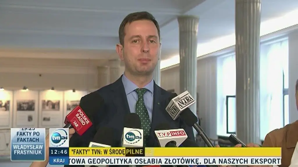 "Najpierw zaproszenie"