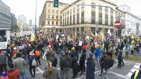 "Stop torturom na granicy". W Warszawie i Krakowie marsze przeciwko działaniom rządu