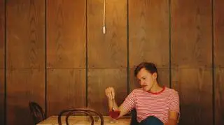 Piotr Madej: uczę się wyrażania siebie nie tylko wtedy, kiedy "jestem" piosenką