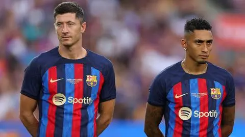 Owacja dla "Lewego", Barcelona przedstawiła cały zespół. Jeden piłkarz wygwizdany