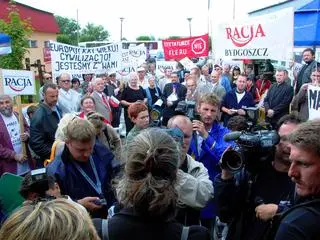 Wiec poparcia dla aktywistek Women on Waves w porcie we Władysławowie