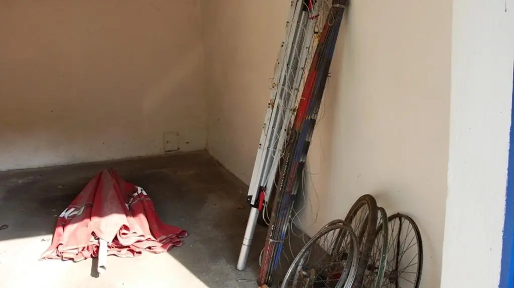 Pomieszczenie gospodarcze należące do złodzieja