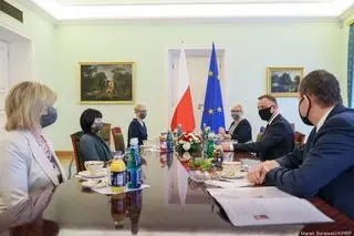 Spotkanie prezydenta z przedstawicielkami polskiej mniejszości narodowej na Białorusi