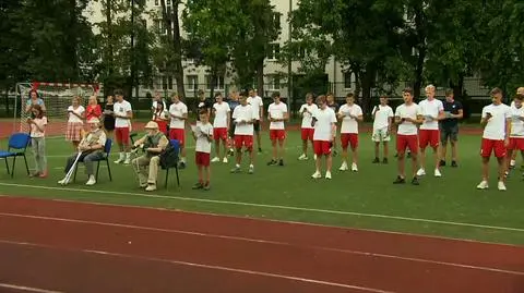 Uczniowie zaśpiewali "Mury" Jacka Kaczmarskiego 