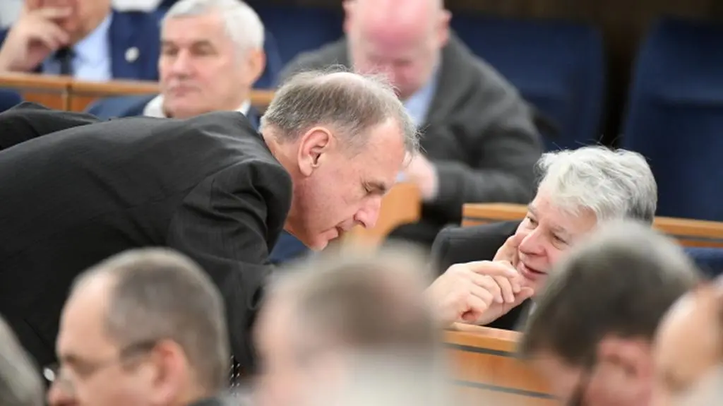 Sprzeciw senatorów PO. Nie można legalizować rzeczy nielegalnych
