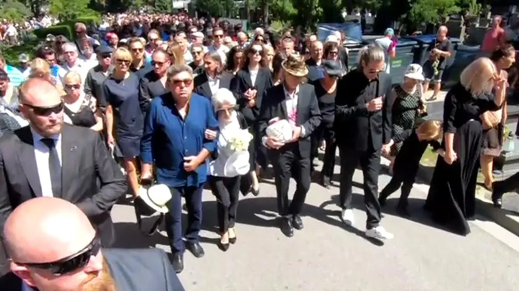 Kondukt żałobny na pogrzebie Olgi Sipowicz Kory
