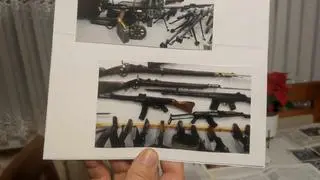 Toruński kolekcjoner zabytkowej broni traci majątek życia, choć sąd umorzył sprawę