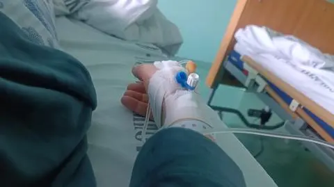 Katarzyna zasnęła w ramionach partnera, obudziła się w następnym roku. Roman był na tamtym świecie obiema nogami, obie stracił 