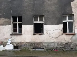 Konstrukcja budynku prawdopodobnie nie została naruszona