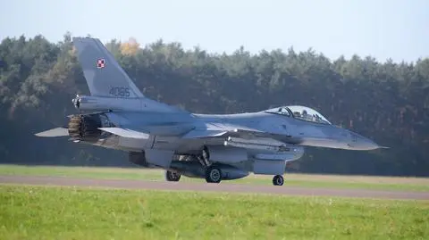 F-16 startuje z bazy w Łasku