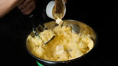 tluczone ziemniaki shutterstock_1188918967