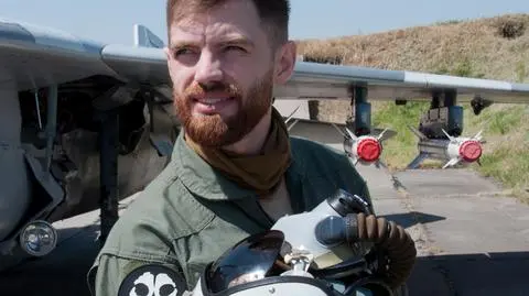 "Marzył o F-16 na ukraińskim niebie". Co wiadomo o zmarłym tragicznie pilocie o pseudonimie "Juice"  
