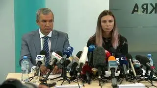 Kriscina Cimanouska i Pawieł Łatuszka w czasie konferencji prasowej 