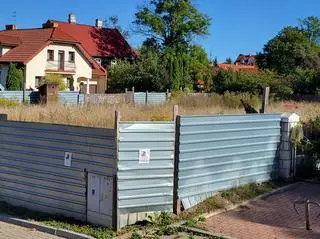 To tutaj deweloper chciał stawiać blok 