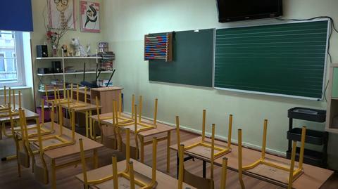 Wielka niewiadoma na półmetku wakacji. "Chaos goni chaos"
