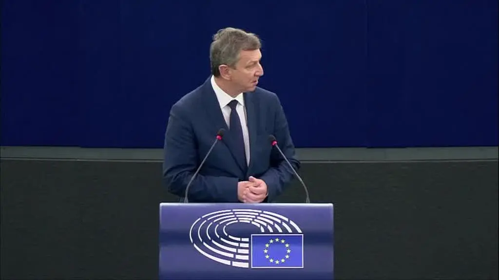 debata 18