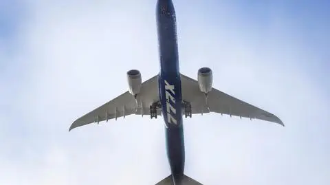Boeing 777X w powietrzu