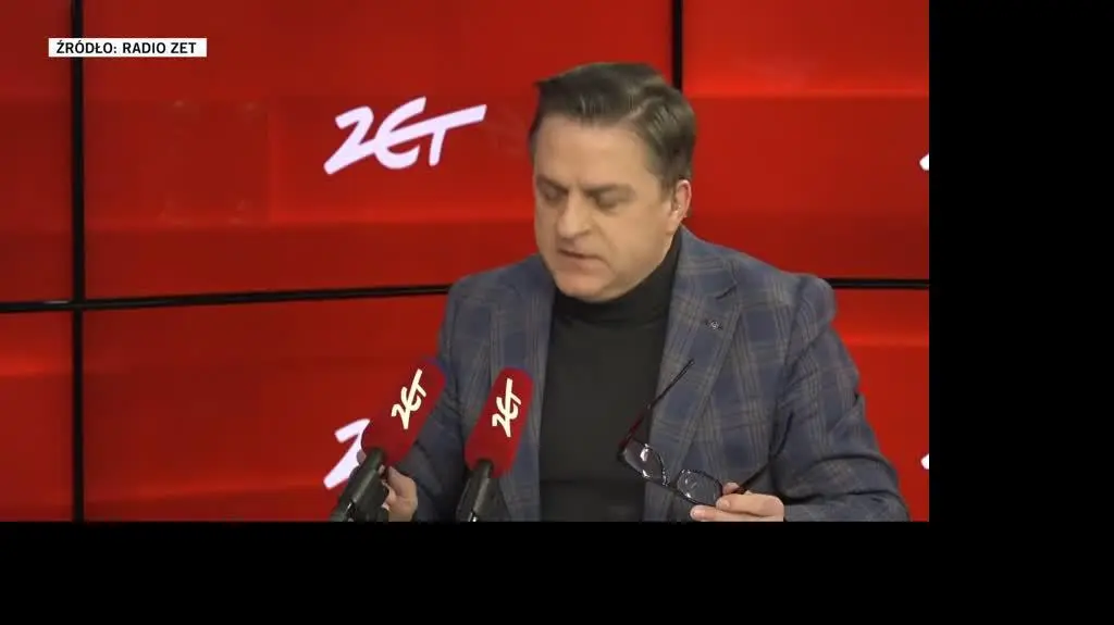 SZYDLO 