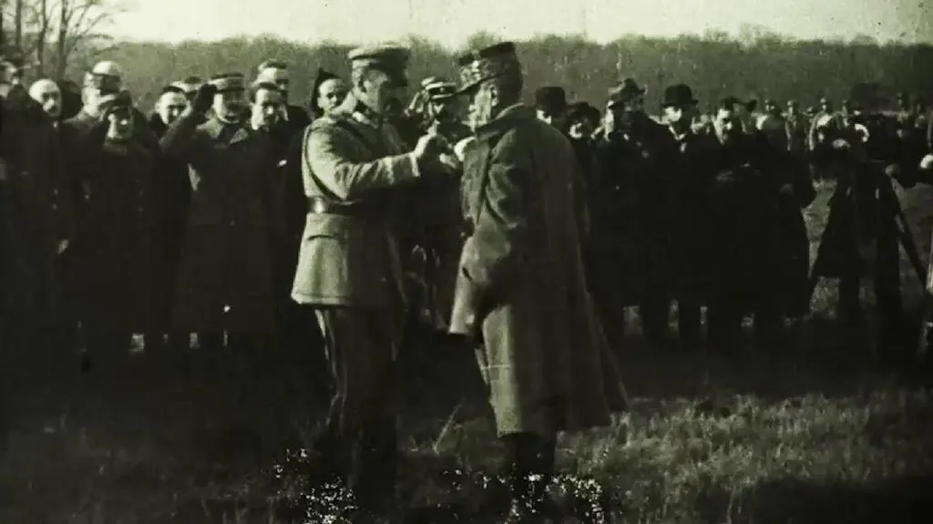 Archiwalny film z marszałkiem Józefem Piłsudskim