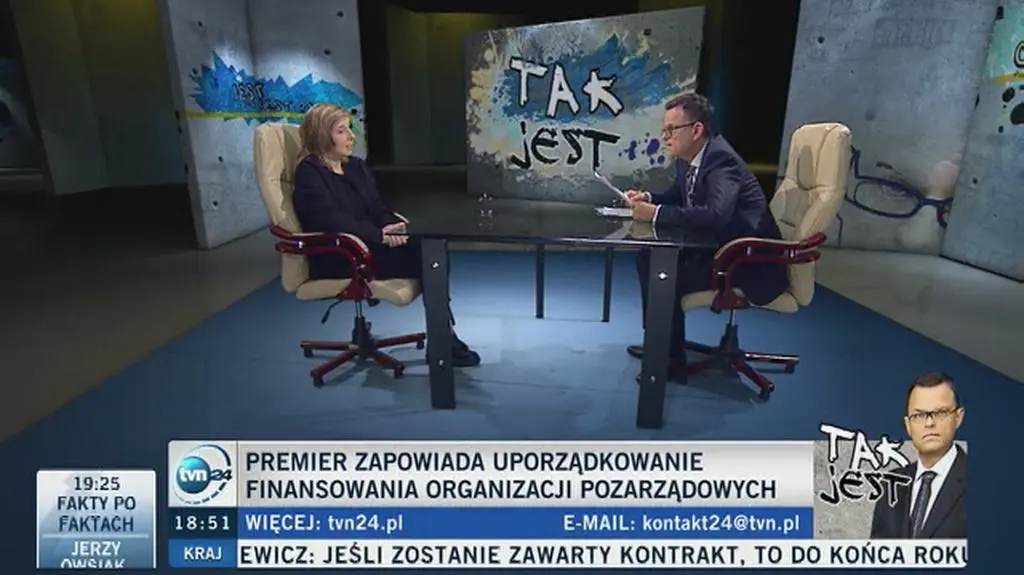 Premier mówi o organizacjach pozarządowych. Rzeplińska: zapraszam do spotkania