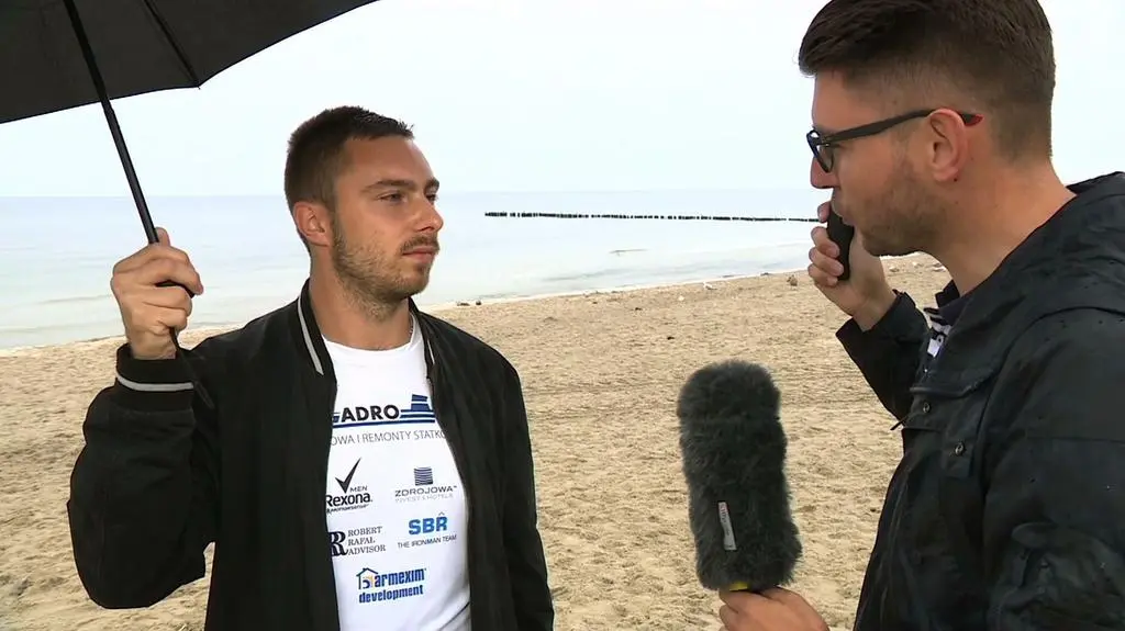 Chciał przepłynąć 100 km wpław przez Bałtyk. Musiał przerwać próbę